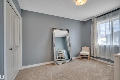 6509 38 Avenue, Beaumont, AB - Indoor