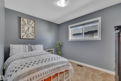 6509 38 Avenue, Beaumont, AB - Indoor Photo Showing Bedroom