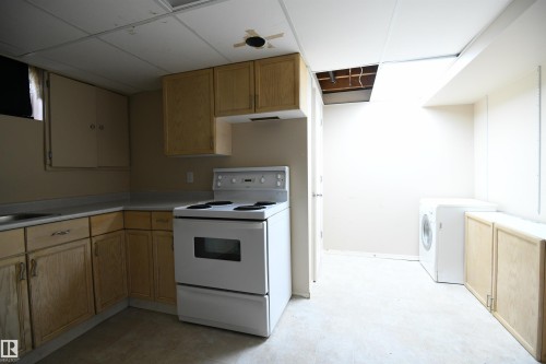 30 Prince Drive, Lamont, AB - Indoor Photo Showing Kitchen