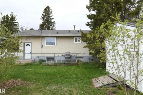 30 Prince Drive, Lamont, AB - Outdoor