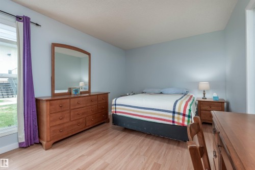 2109 Saddleback Road Nw, Edmonton, AB - Indoor Photo Showing Bedroom