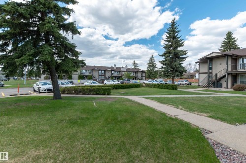 2109 Saddleback Road Nw, Edmonton, AB - Outdoor