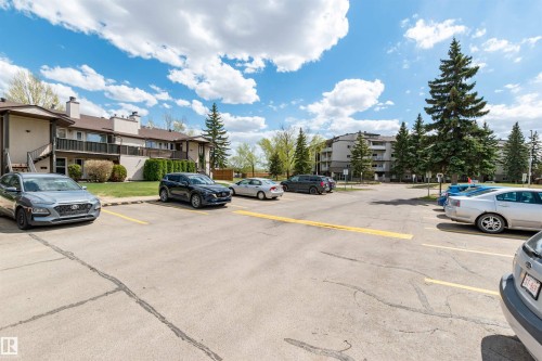 2109 Saddleback Road Nw, Edmonton, AB - Outdoor