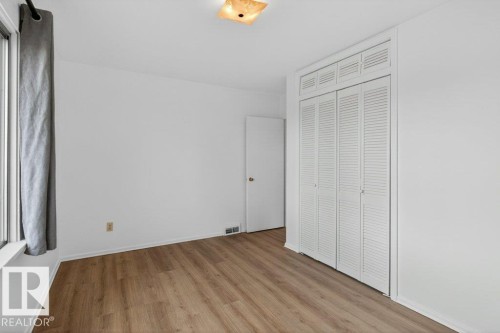 10640 79 Street Nw, Edmonton, AB - Indoor Photo Showing Other Room