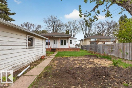10640 79 Street Nw, Edmonton, AB - Outdoor