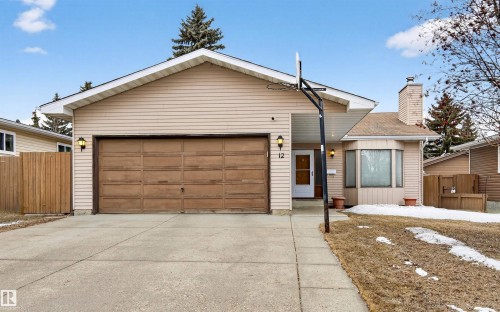 12 GRAND MEADOW Crescent  Edmonton, AB T6L 1A2