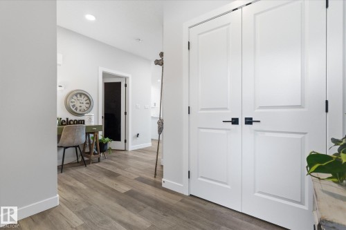 75 Meadowpark Gate, Spruce Grove, AB - Indoor Photo Showing Other Room