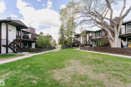 Garden-style apartment complex with private balconies and patios - 9221 172 Street, Edmonton, AB - Outdoor