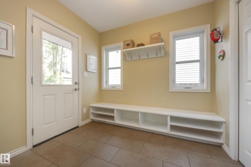 9327 75 Avenue, Edmonton, AB - Indoor Photo Showing Other Room