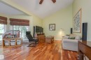 9327 75 Avenue, Edmonton, AB  - Indoor Photo Showing Other Room 