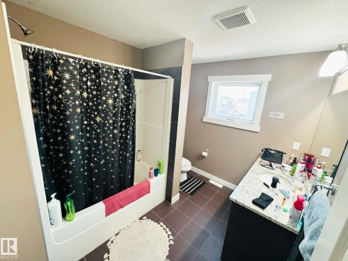 311 401 Southfork Drive, Leduc, AB - Indoor