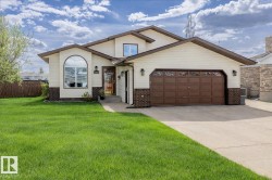 5611 152B Avenue  Edmonton, AB T5A 4X8