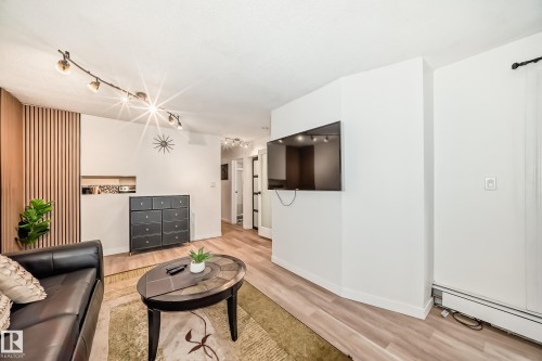 G3 10138 116 Street, Edmonton, AB - Indoor