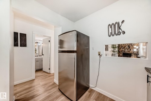 G3 10138 116 Street, Edmonton, AB - Indoor