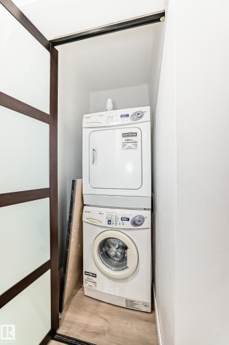 G3 10138 116 Street, Edmonton, AB - Indoor Photo Showing Laundry Room