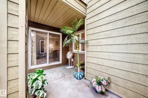 G3 10138 116 Street, Edmonton, AB - Outdoor With Exterior
