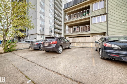 G3 10138 116 Street, Edmonton, AB - Outdoor