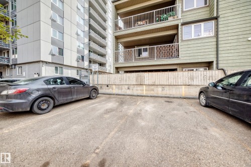 G3 10138 116 Street, Edmonton, AB - Outdoor
