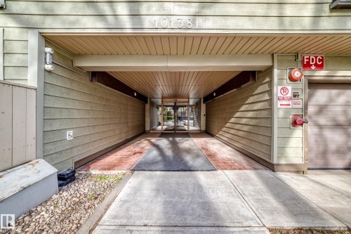G3 10138 116 Street, Edmonton, AB -  With Exterior