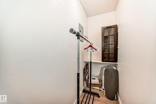 G3 10138 116 Street, Edmonton, AB - Indoor