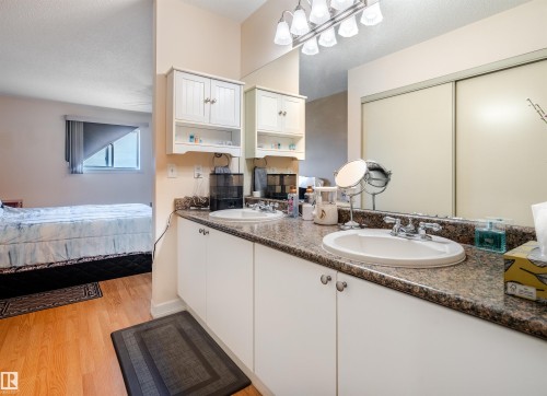 407 18012 95 Avenue, Edmonton, AB - Indoor Photo Showing Bathroom