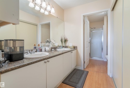 407 18012 95 Avenue, Edmonton, AB - Indoor Photo Showing Bathroom
