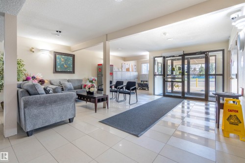 407 18012 95 Avenue, Edmonton, AB - Indoor