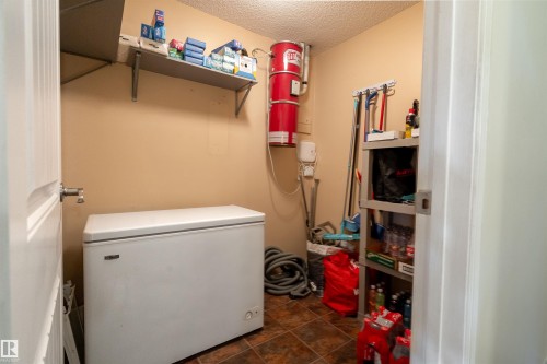 407 18012 95 Avenue, Edmonton, AB - Indoor