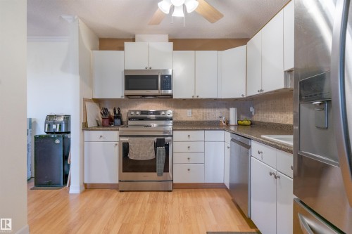 407 18012 95 Avenue, Edmonton, AB - Indoor Photo Showing Kitchen