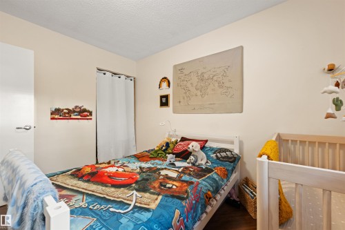 3 Sorrel Crescent, St. Albert, AB - Indoor Photo Showing Bedroom