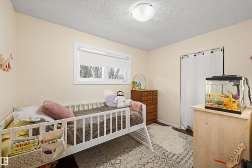 3 Sorrel Crescent, St. Albert, AB - Indoor Photo Showing Bedroom