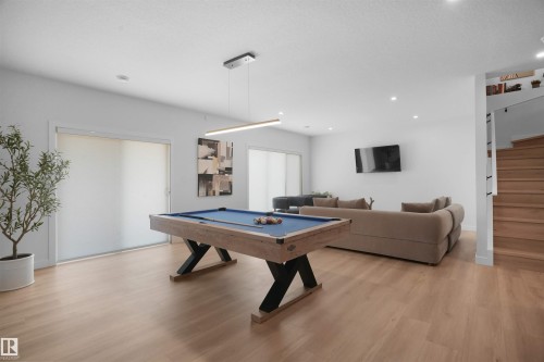 3319 Chickadee Drive, Edmonton, AB - Indoor Photo Showing Other Room