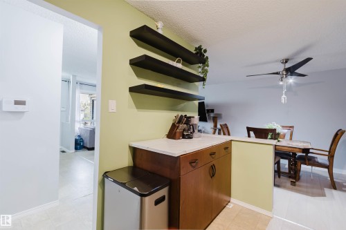 15017 26 Street, Edmonton, AB - Indoor