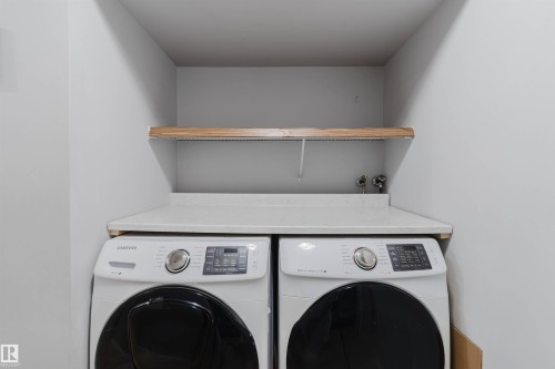 15017 26 Street, Edmonton, AB - Indoor Photo Showing Laundry Room