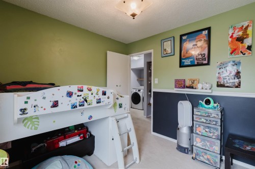 15017 26 Street, Edmonton, AB - Indoor Photo Showing Bedroom