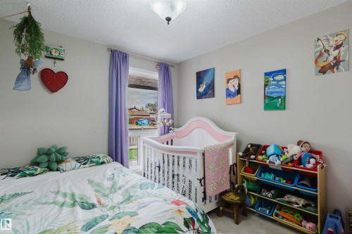 15017 26 Street, Edmonton, AB - Indoor Photo Showing Bedroom