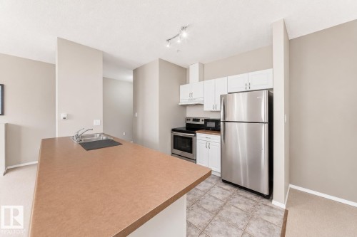 601 9919 105 Street, Edmonton, AB - Indoor Photo Showing Dining Room