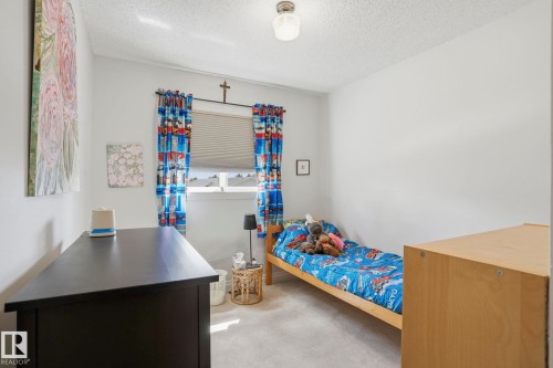 210 Porter Avenue, Millet, AB - Indoor Photo Showing Bedroom