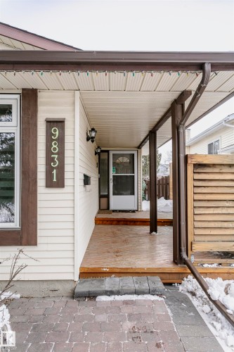 9831 185 Street, Edmonton, AB - Outdoor