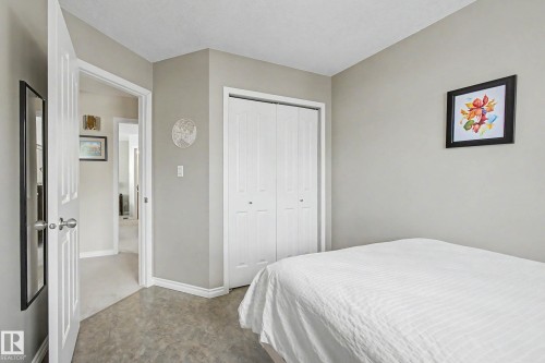 24 Elbow Drive, Devon, AB - Indoor Photo Showing Bedroom
