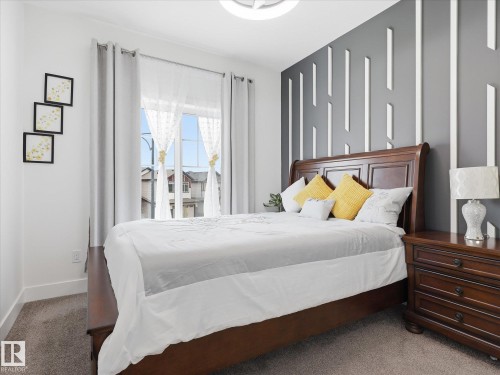 622 Astoria Way, Devon, AB - Indoor Photo Showing Bedroom