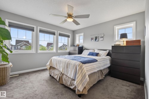 8416 23 Avenue, Edmonton, AB - Indoor Photo Showing Bedroom