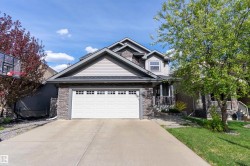6411 MANN Court  Edmonton, AB T6R 0J1