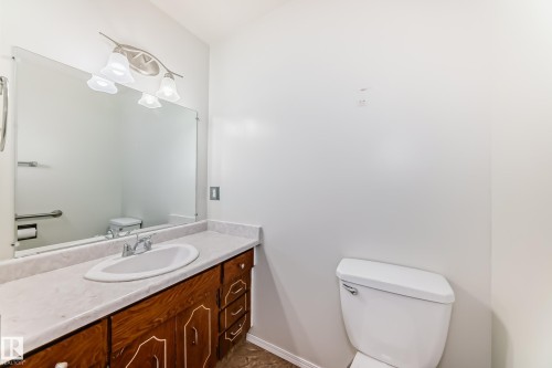31 Afton Crescent, St. Albert, AB - Indoor Photo Showing Bathroom