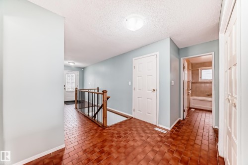 31 Afton Crescent, St. Albert, AB - Indoor Photo Showing Other Room