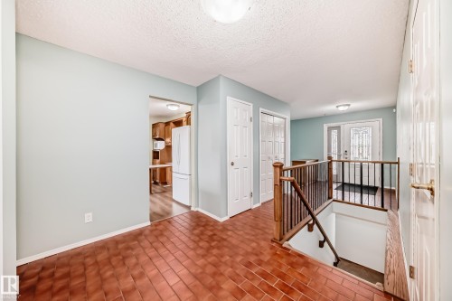 31 Afton Crescent, St. Albert, AB - Indoor Photo Showing Other Room