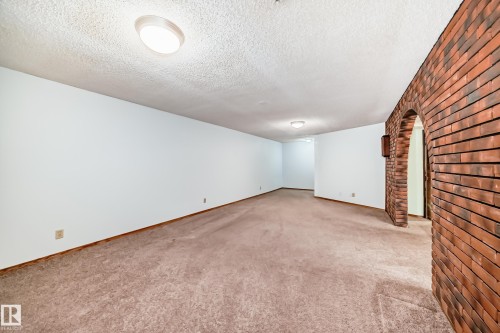 31 Afton Crescent, St. Albert, AB - Indoor Photo Showing Other Room