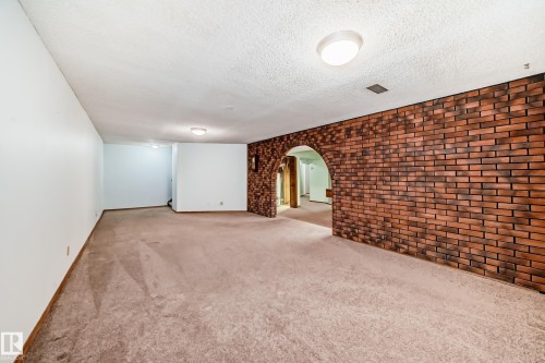 31 Afton Crescent, St. Albert, AB - Indoor Photo Showing Other Room