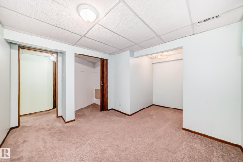 31 Afton Crescent, St. Albert, AB - Indoor Photo Showing Other Room