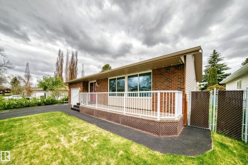 31 Afton Crescent, St. Albert, AB - Outdoor With Deck Patio Veranda With Exterior